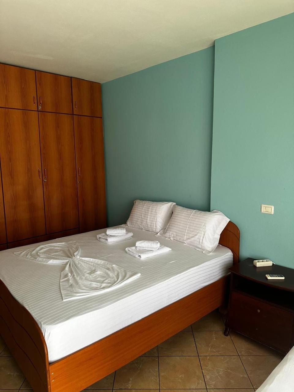 Boni Apartments Химар Екстериор снимка